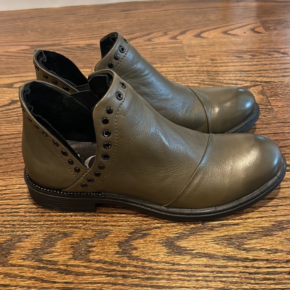 ATTILIO GIUSTI LEOMBRUNI AGL booties in army green. Size 38 - Picture 3 of 7